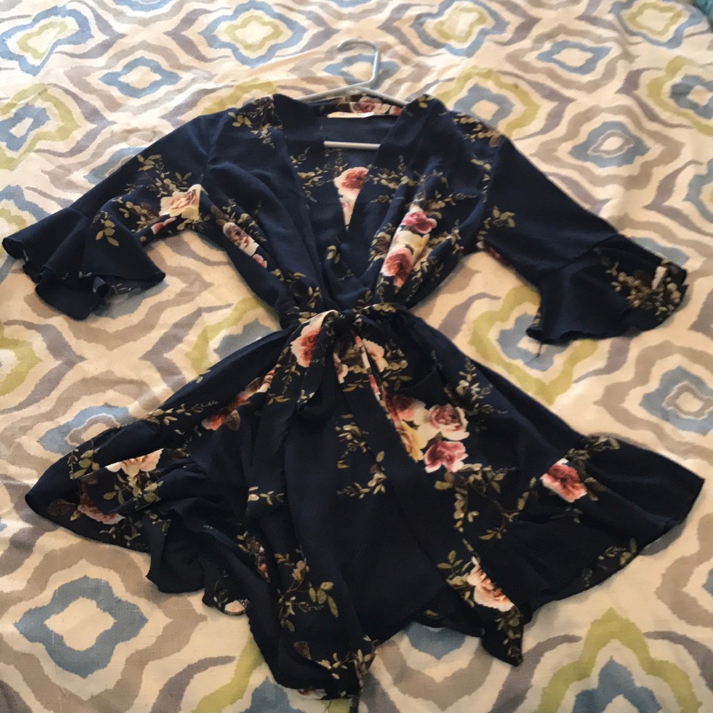 Romper never worn!